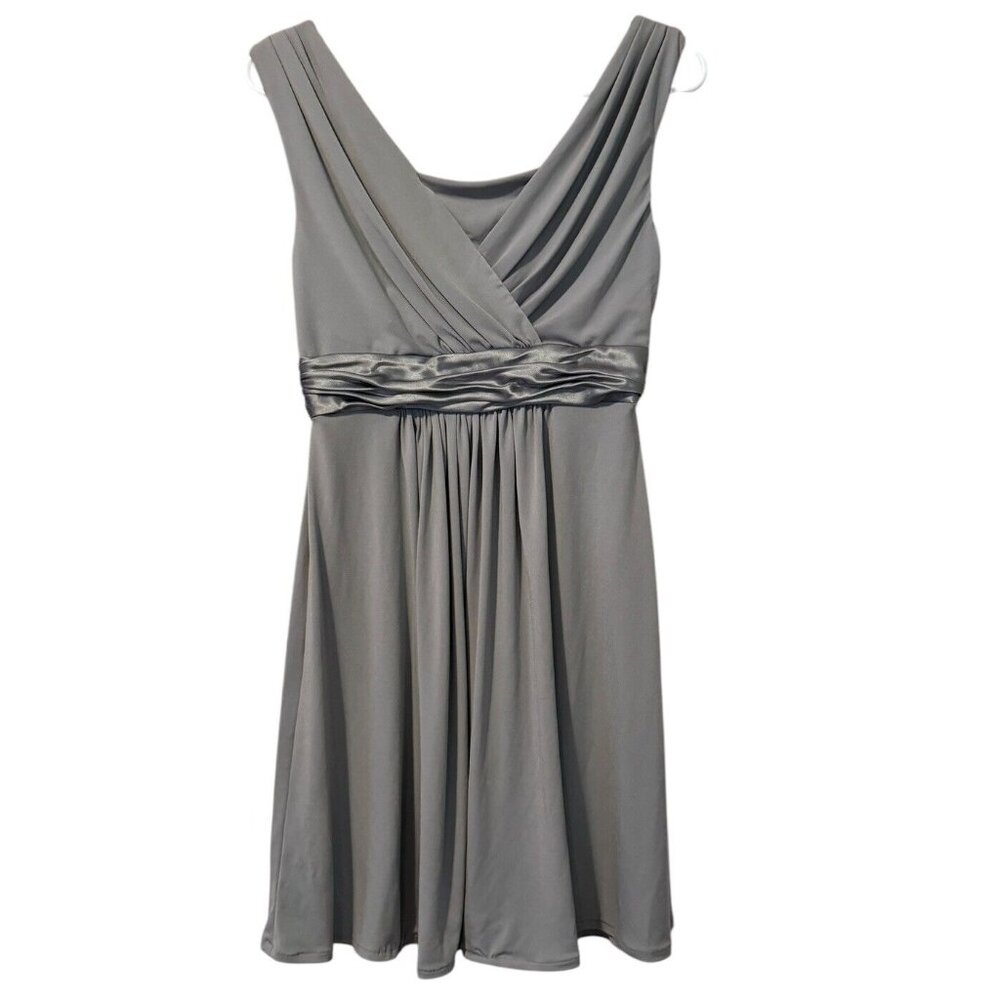 David's Bridal Short Bridesmaid Wedding Dress Size 6 Sleeveless Gray‎ Designer